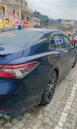 تۆیۆتا کامری